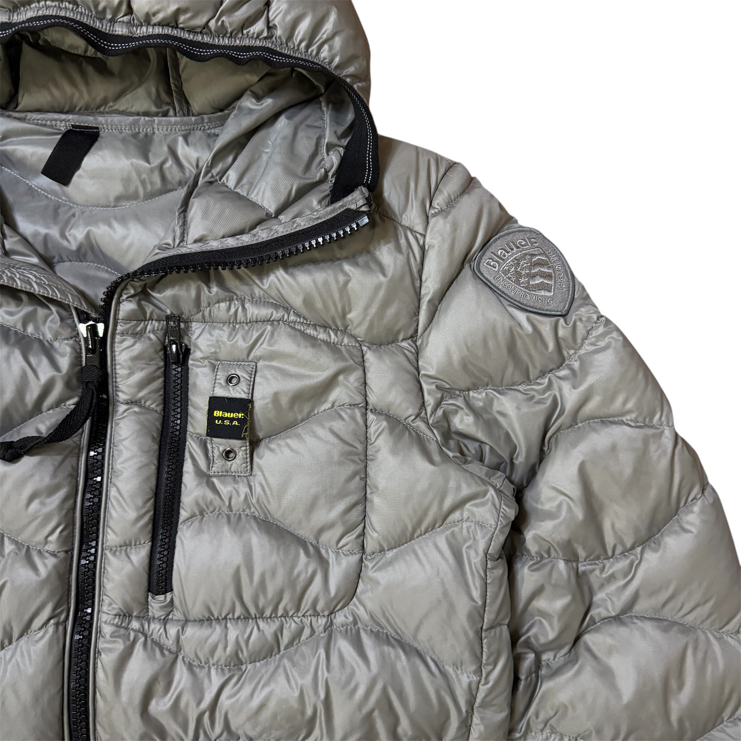 Blauer USA Puffer Wave Design Winterjacke (Größe M)