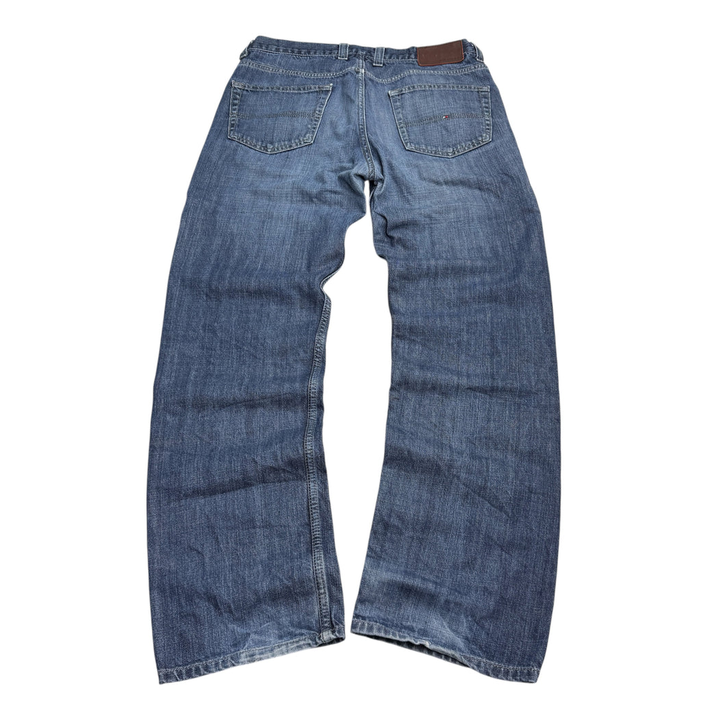 Hilfiger Washed Straight Fit Jeans (Größe M)